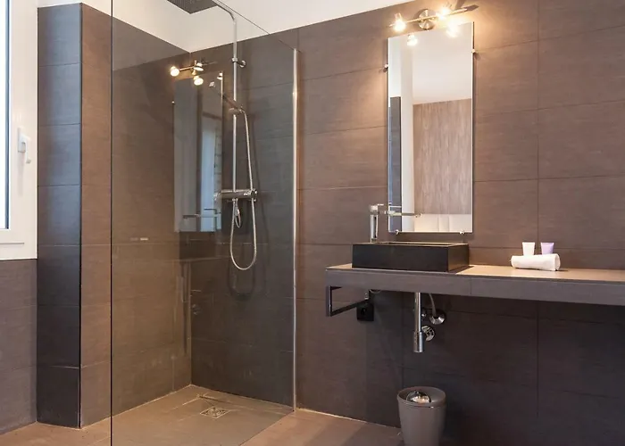 Nature 2 Pieces 3 Etoiles Calme Plein Centre 5 Mn Des Plages Et Palais 公寓 戛纳