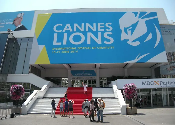 公寓 Nature 2 Pieces 3 Etoiles Calme Plein Centre 5 Mn Des Plages Et Palais *