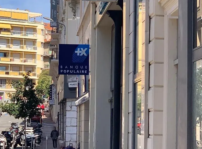 Nature 2 Pieces 3 Etoiles Calme Plein Centre 5 Mn Des Plages Et Palais 公寓 戛纳